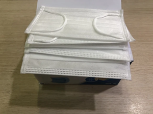 Medical face mask