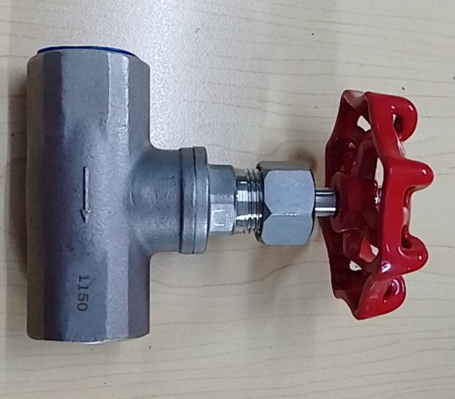 Pressure valve