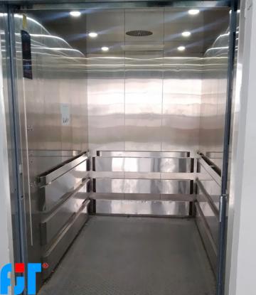 Freight elevator