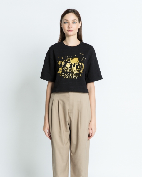 Fashionable Women`s Tops