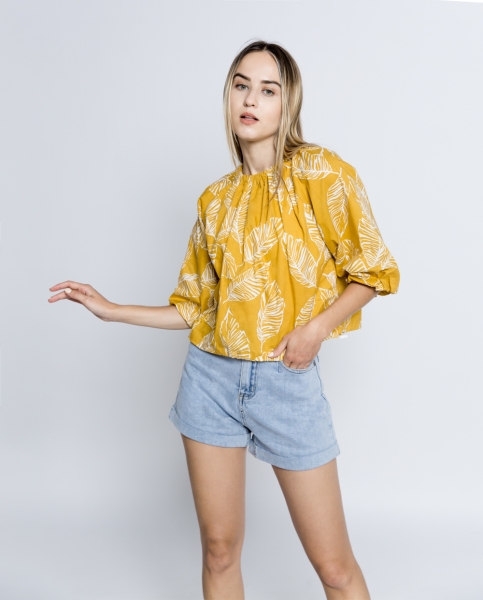 Fashionable Women`s Tops