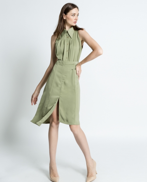 Fashionable Dress