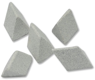 Angle cut cylinder polishing abrasive media