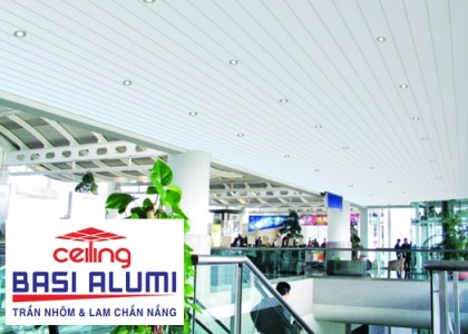 C-shaped linear ceilings