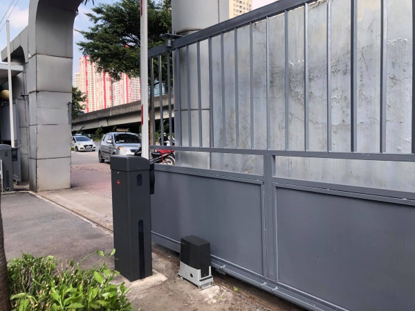Beninca sliding automatic gate