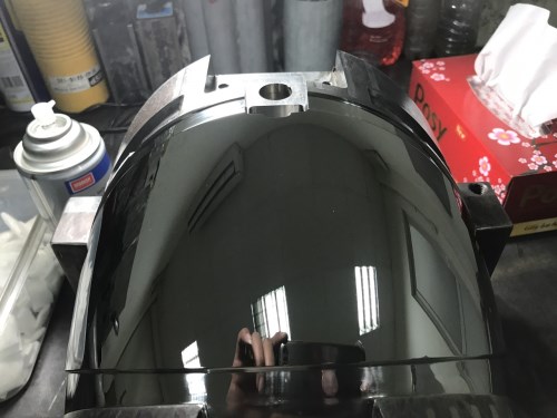 Mirror finish plastic injection mold