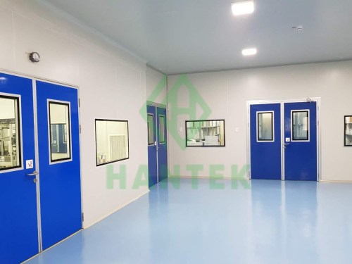 Cleanroom door