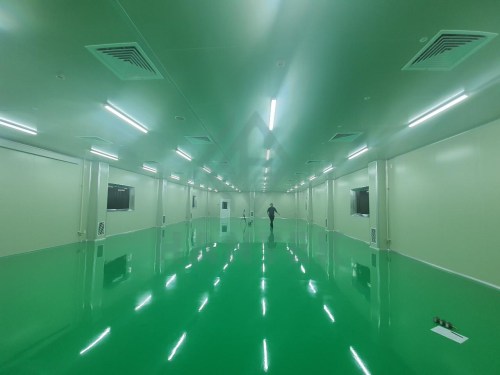 Cleanroom contractor