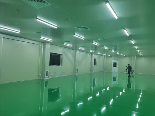 Cleanroom contractor