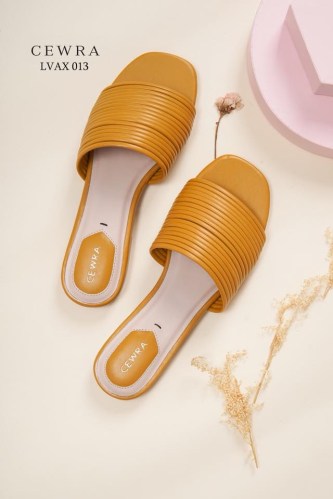 Cewra LVAX-013 flat sandals