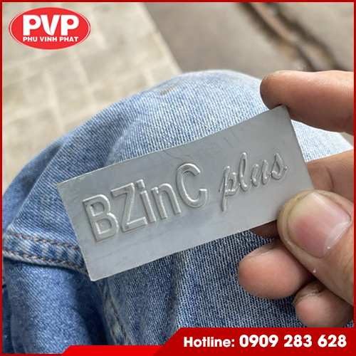 Metal embossing mold