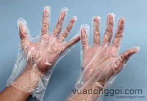 Nylon gloves