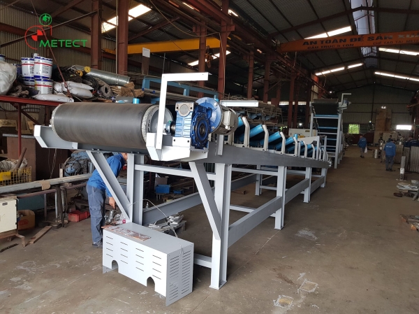 Rubber conveyor