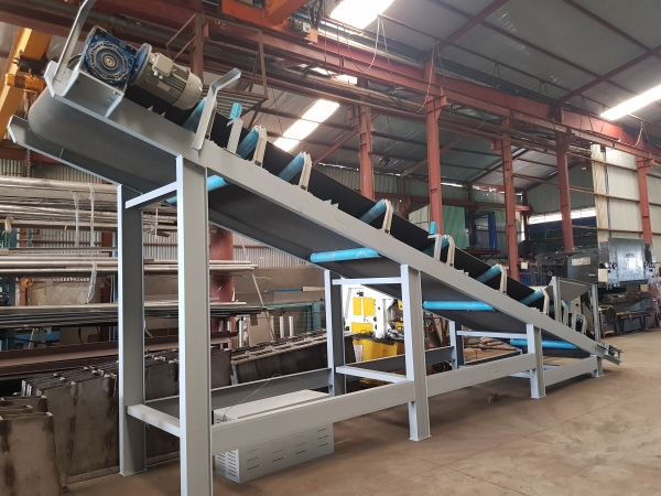 Rubber conveyor