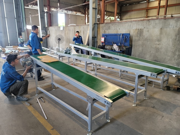 PVC plastic conveyor