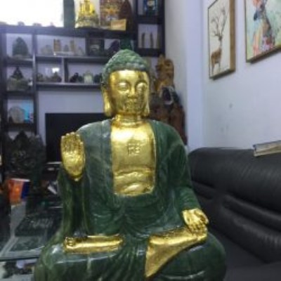 Jade Buddha statue