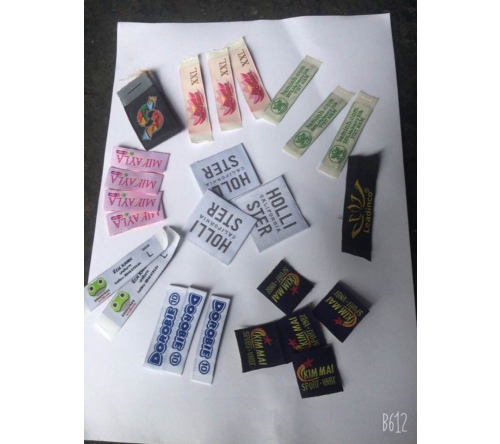 Woven label