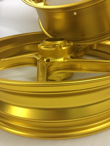 Aluminum anodizing service