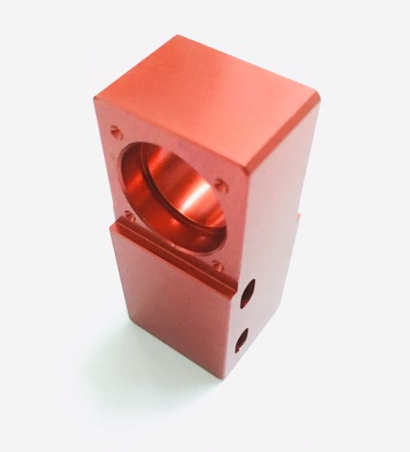 Aluminum anodizing service