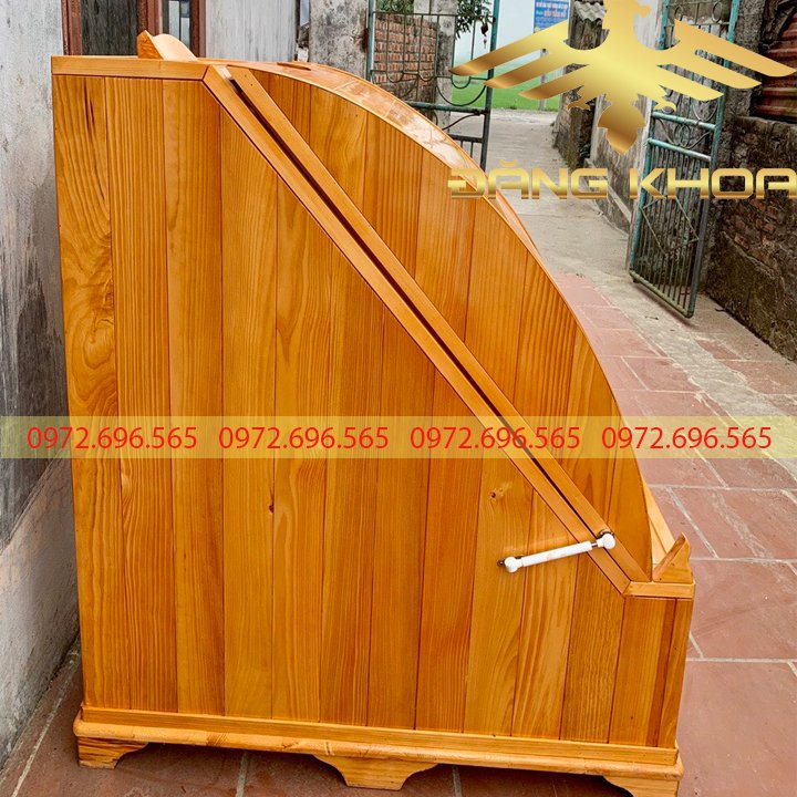 Wooden Bathtub