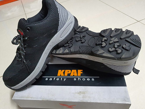 Safety shoes