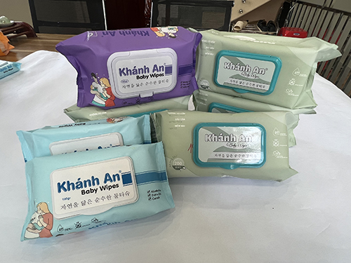 Wet wipes