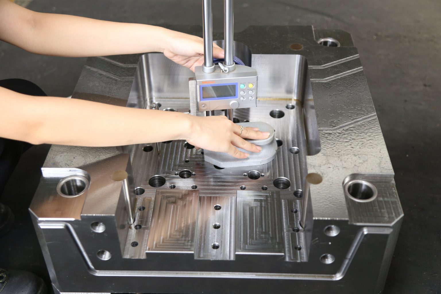 Aluminum mold