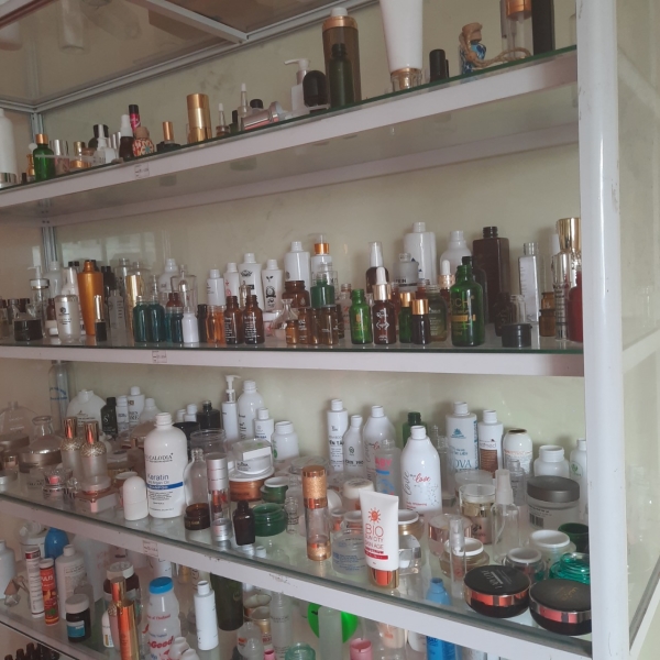 Cosmetic jar printing