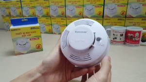 GST DC-9102E smoke detector
