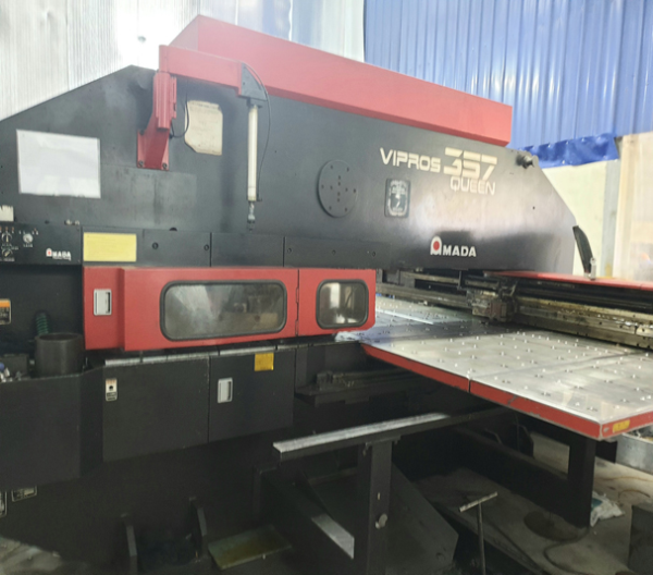 Punching machine