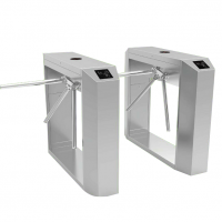 Three-arm turnstile gate