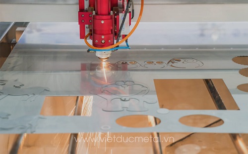 Laser cutting service