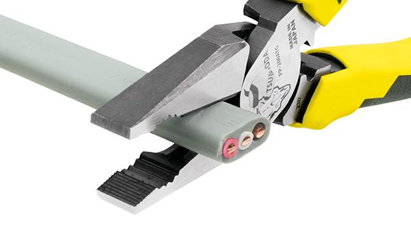 Cable cutting pliers