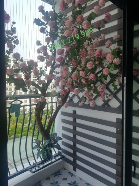 Artificial roses