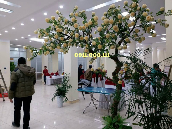 Artificial roses