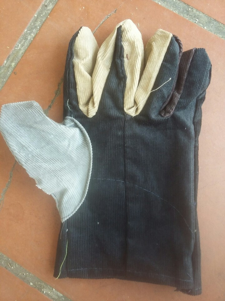 Velvet gloves