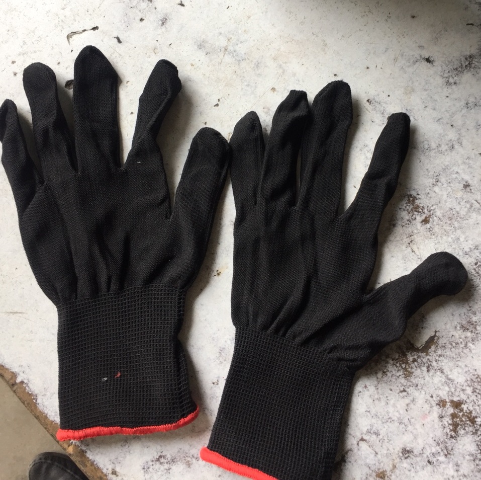 Black foam gloves