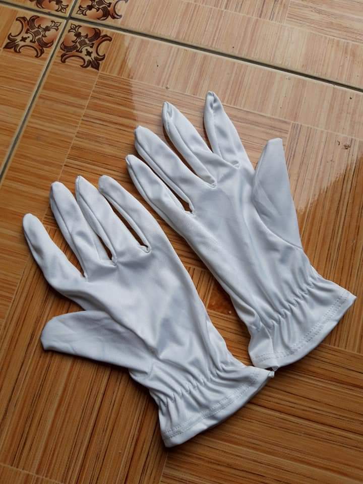 Extra soft gloves