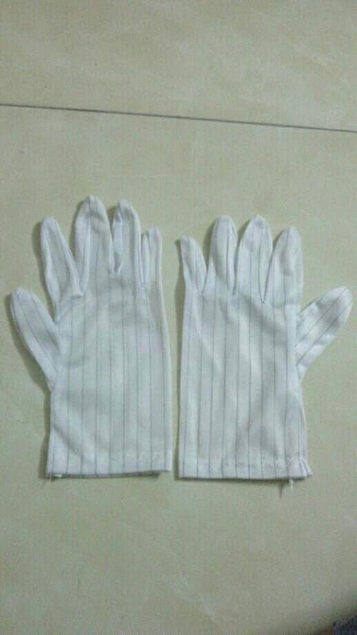 Antistatic gloves