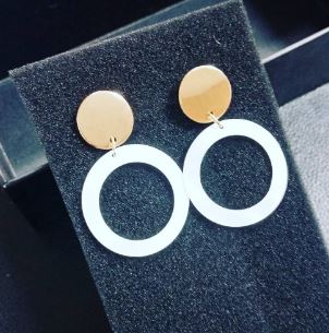 Shell earrings