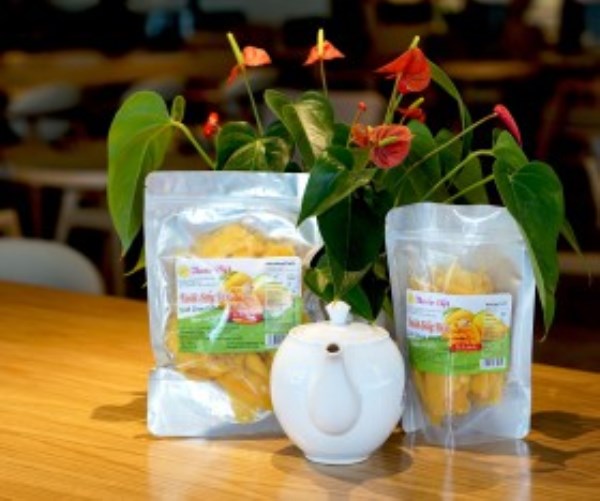 Soft dried mango type 1