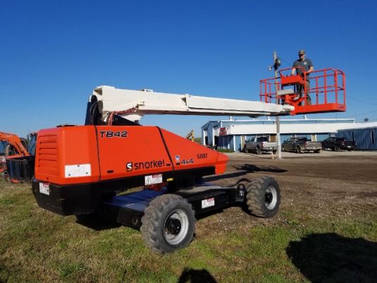 S Boom Lift