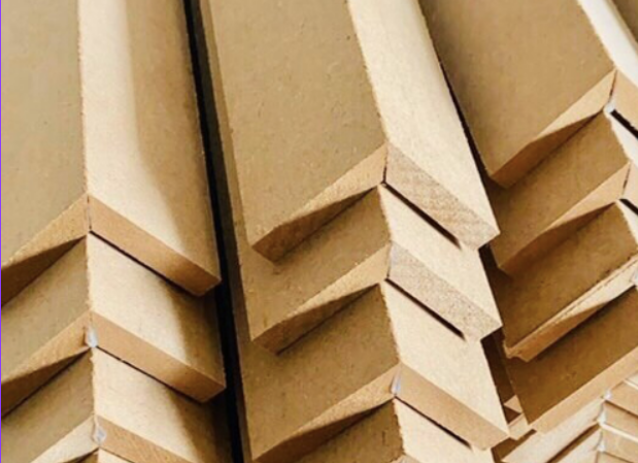 Wooden edge protector
