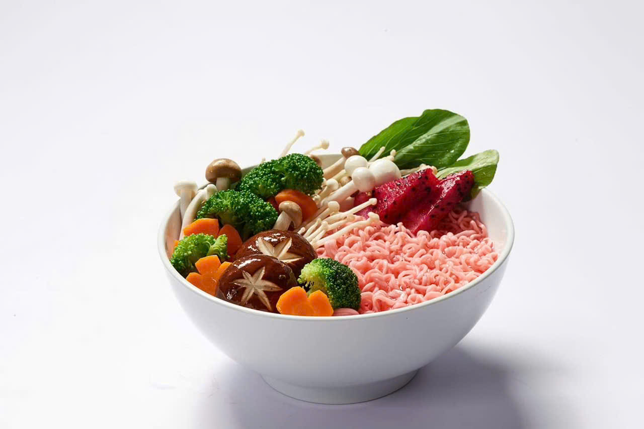 Dragon fruit instant noodles