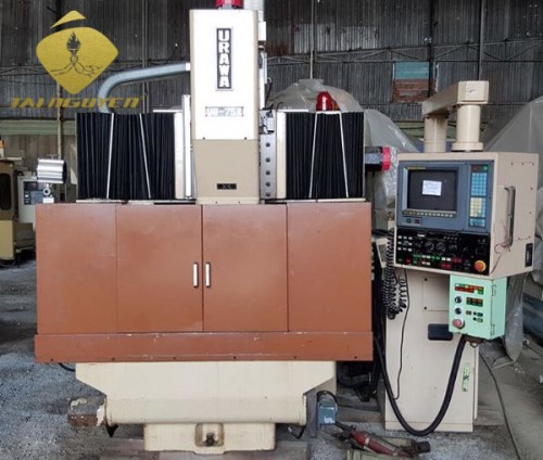 Milling machine