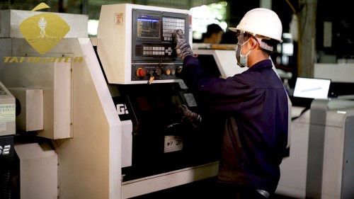 CNC metal lathe machine