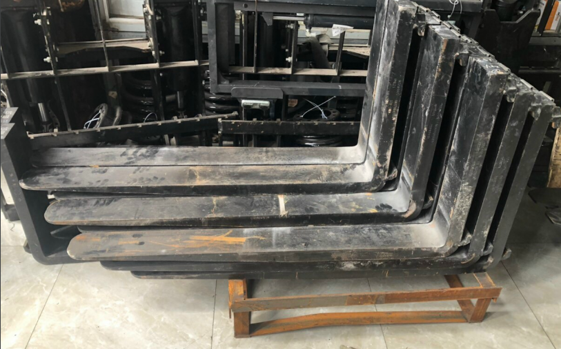 Forklift forks