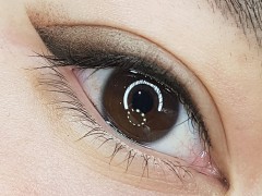 Ombre eyelid spray service