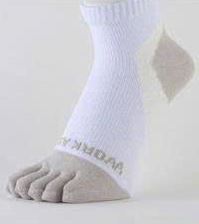 White 5-toe socks