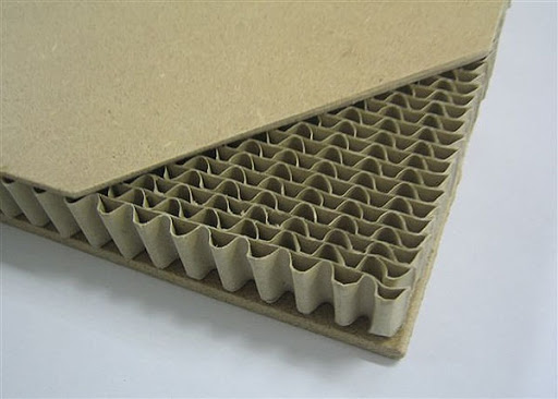 Honeycomb paper pallet